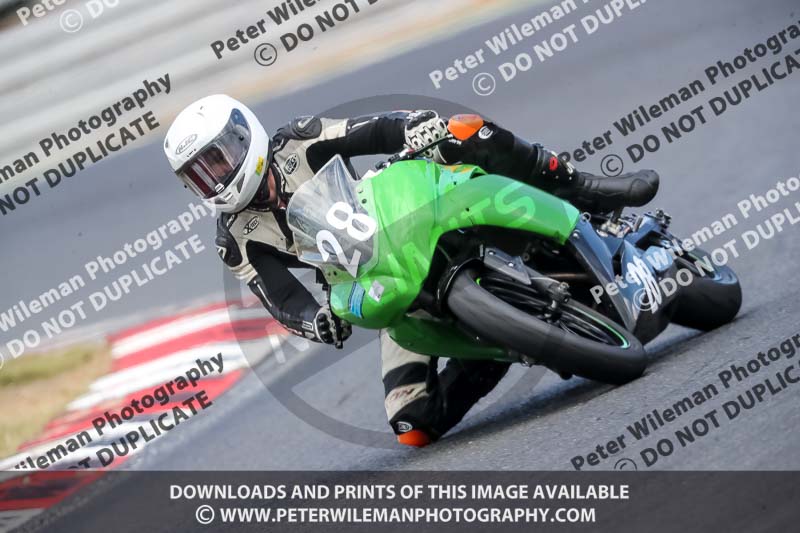 brands hatch photographs;brands no limits trackday;cadwell trackday photographs;enduro digital images;event digital images;eventdigitalimages;no limits trackdays;peter wileman photography;racing digital images;trackday digital images;trackday photos